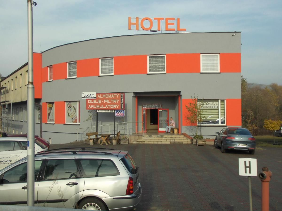 Отель Hotel Ava Гливице-4